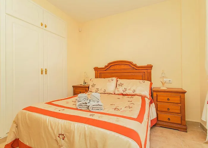 025 Sunny Oasis - Alicante Apartment *