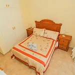 025 Sunny Oasis - Alicante
