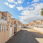 025 Sunny Oasis - Alicante Apartment *