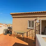 025 Sunny Oasis - Alicante *